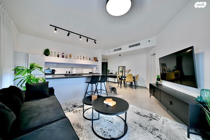 דירה, יצחק נבון, קרית אונו