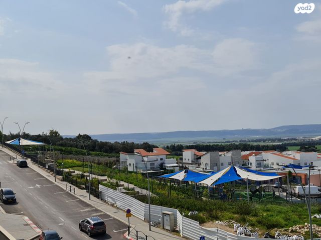 דירה, קוממיות, מגדל העמק