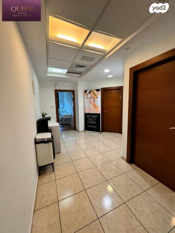 חנויות/ שטח מסחרי