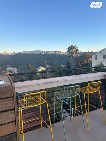 משרדים, שכונה ט', מבשרת ציון