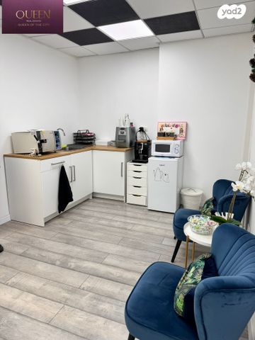 חנויות/ שטח מסחרי, פתח תקווה