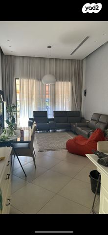 גג/ פנטהאוז, יהודה רגוניס 7, רמב"ם, ראשון לציון