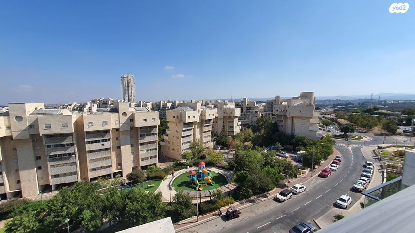 גג/ פנטהאוז, יונה הנביא 7, הנביאים, מודיעין מכבים רעות