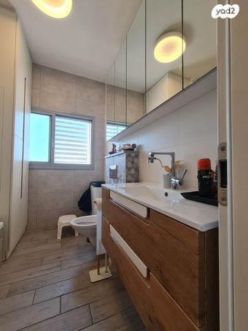 גג/ פנטהאוז, המעפילים, עיר, מרכז העיר, נהריה