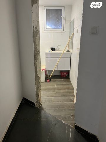 דירה, סיני, אור יהודה