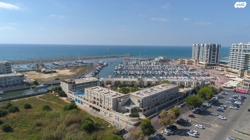 דירה, יורדי ים, הרצליה