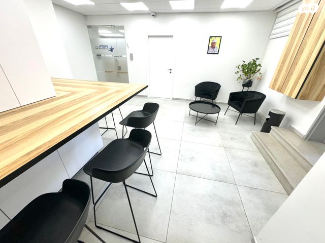 משרדים, מנדס 71, רמת גן