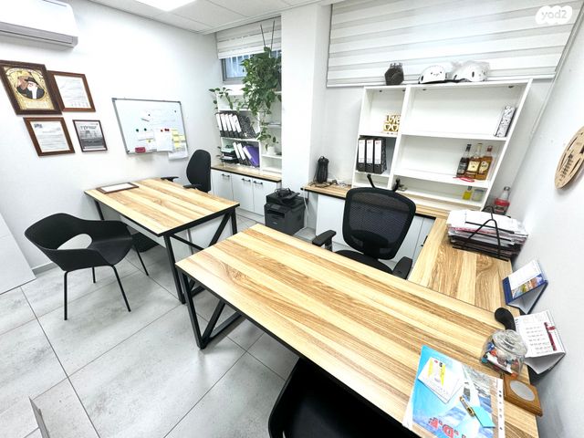 משרדים, מנדס 71, רמת גן