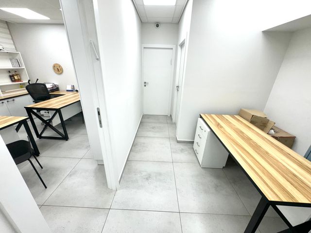 משרדים, מנדס 71, רמת גן