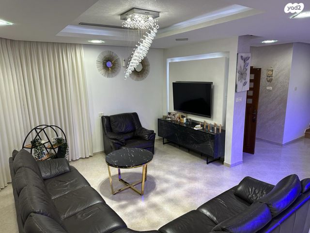 בית פרטי/ קוטג', מונטיפיורי, קרית מנחם בגין, נתיבות