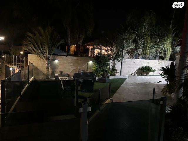 בית פרטי/ קוטג', מונטיפיורי, קרית מנחם בגין, נתיבות