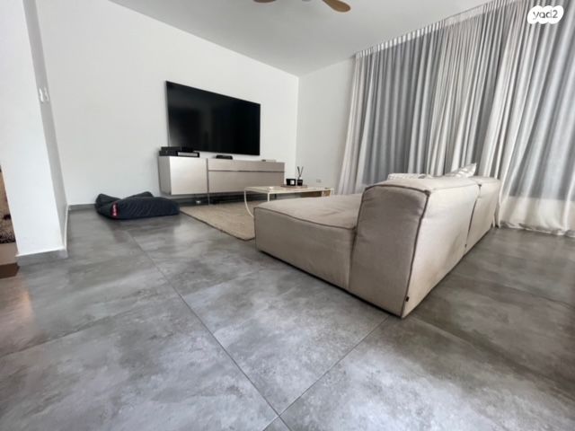 דירת גן, תל ברוך, תל אביב יפו