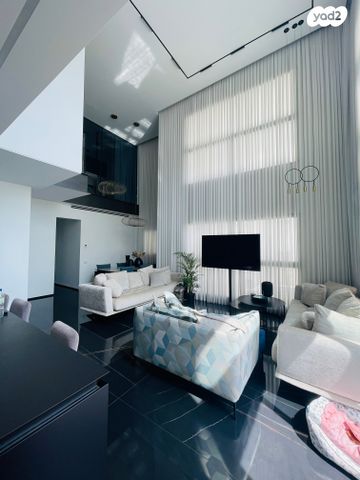 דופלקס, מאיר יערי, תל אביב יפו