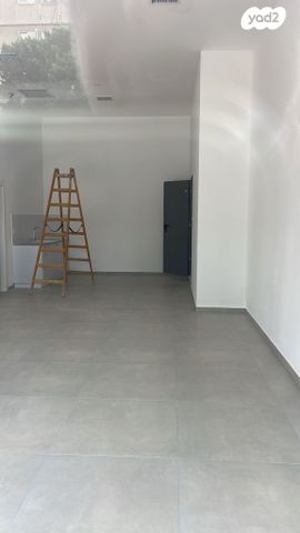 חנויות/ שטח מסחרי, כפר סבא