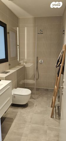 דירה, רמת השרון