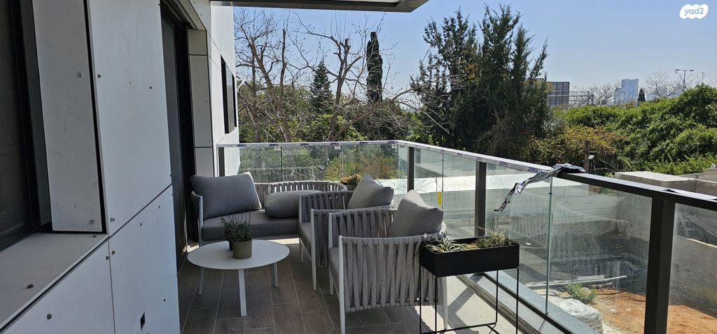 דירה, רמת השרון