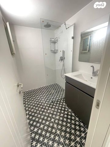 דירה, בן יהודה, הרצליה, חיפה