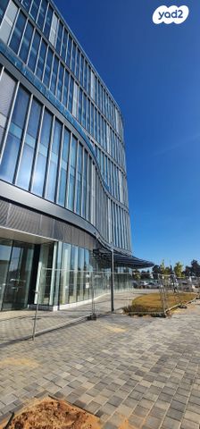 משרדים, לוחמי האש, קרית אונו