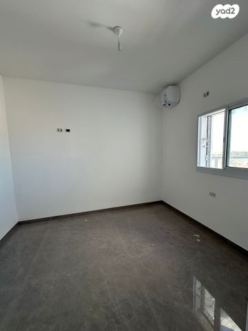 דירה, גלעד, קרית ים