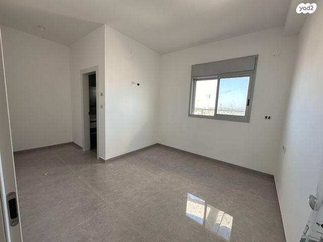 דירה, גלעד, קרית ים