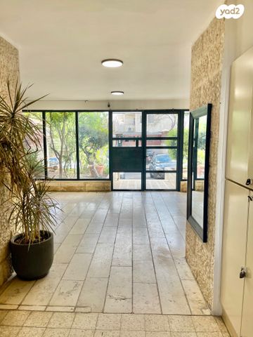 דירה, משה רחמילביץ', ירושלים