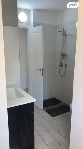 דירה, כפר סבא