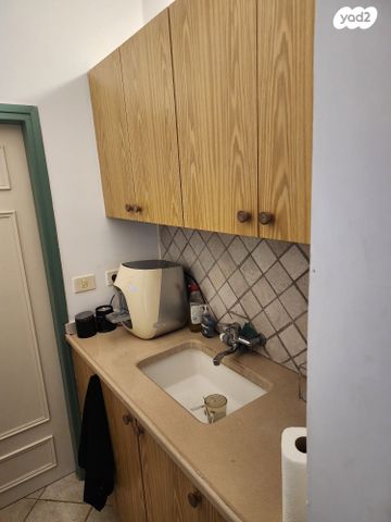 משרדים, זכרון יעקב