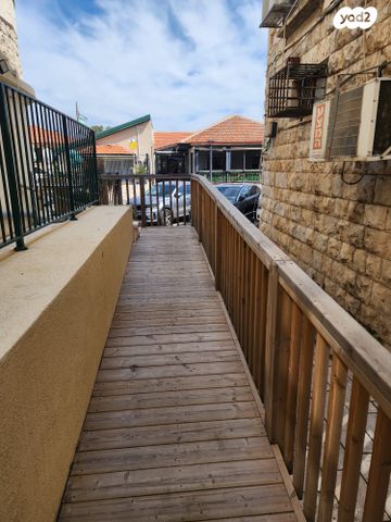 משרדים, זכרון יעקב