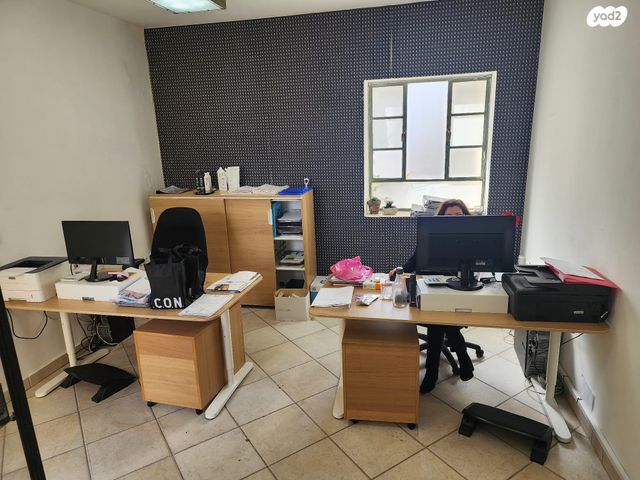 משרדים, זכרון יעקב