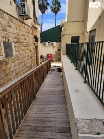 משרדים, זכרון יעקב