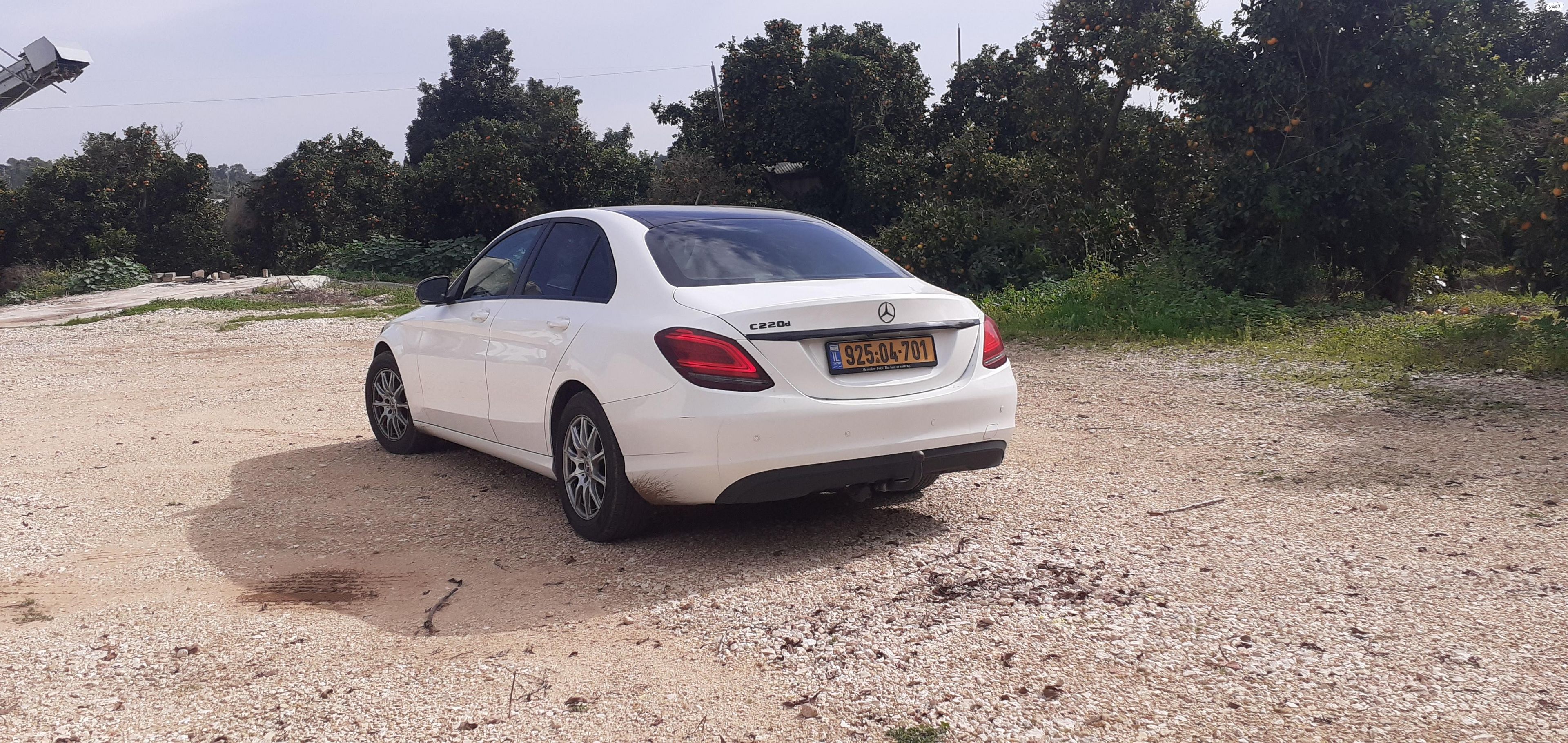מודעת רכב מרצדס-בנץ C-class