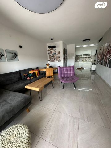 דירה, עמנואל זיסמן, חומת שמואל, הר חומה, ירושלים