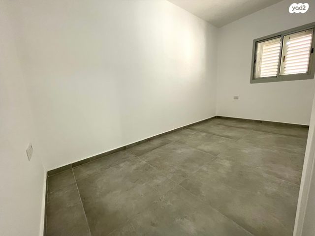 דירה, הרצליה