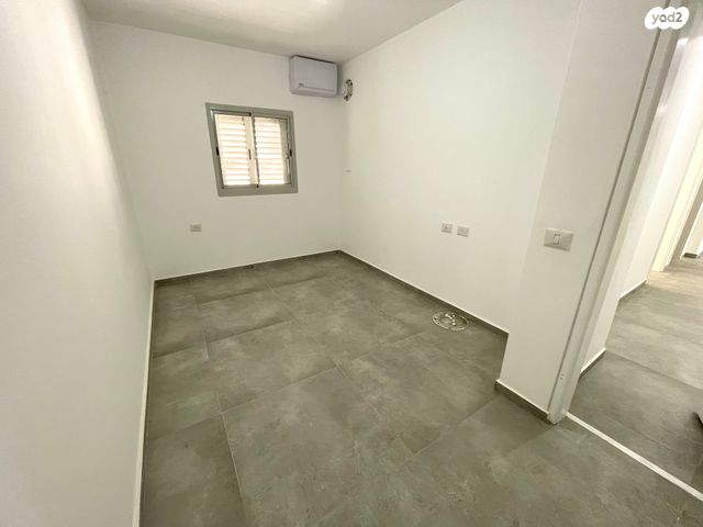 דירה, הרצליה