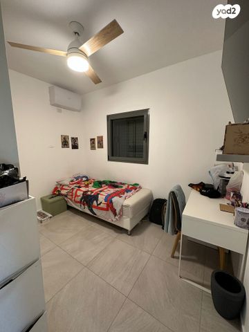 דירה, עמנואל זיסמן, חומת שמואל, הר חומה, ירושלים