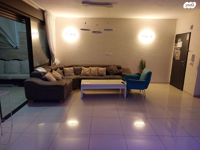 דירה, שדרות רפאל סויסה 14, מזכרת בתיה