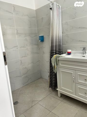 דירה, הרא"ז 13, רחובות