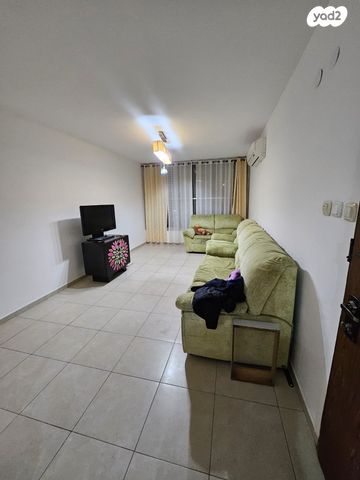 דירה, הר מירון, קרית גת