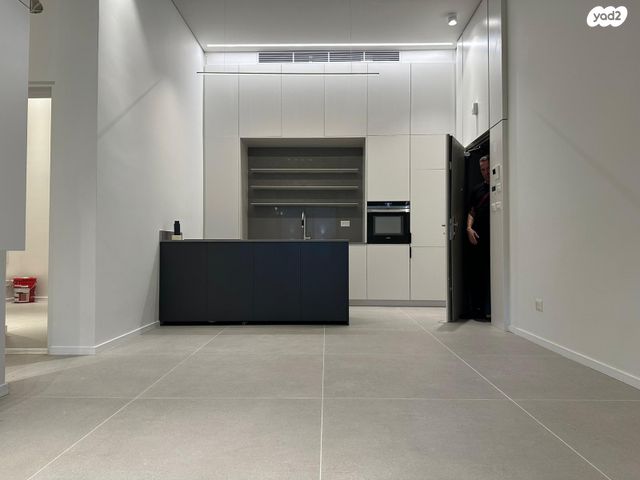 דירת גן, חזנוביץ', תל אביב יפו