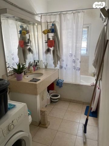 דירה, חרוזים, רמת גן