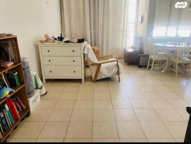 דירה, חרוזים, רמת גן