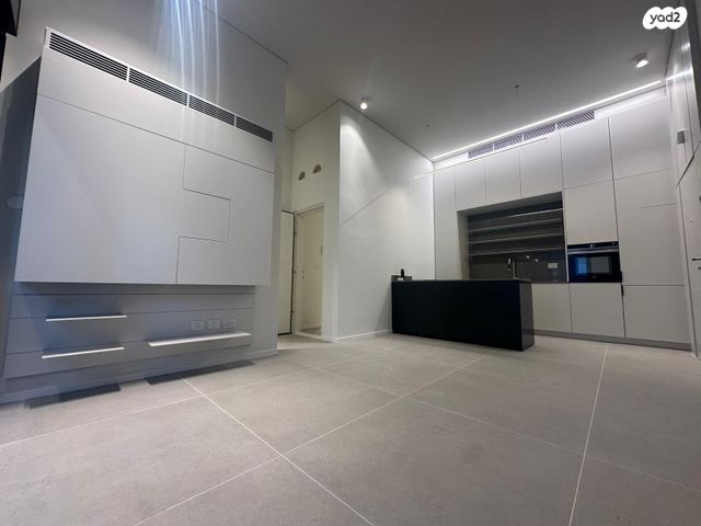 דירת גן, חזנוביץ', תל אביב יפו