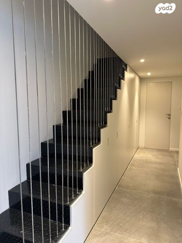 דירת גן, חזנוביץ', תל אביב יפו