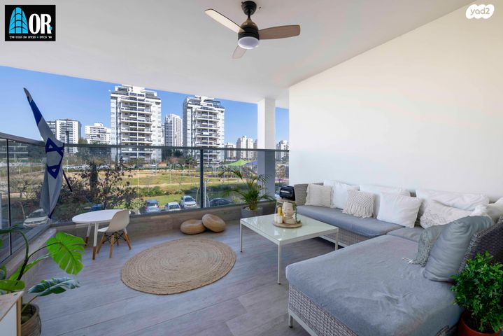 דירה, טופז, באר יעקב