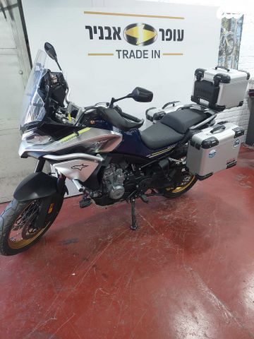 מודעת רכב CF MOTO 800MT