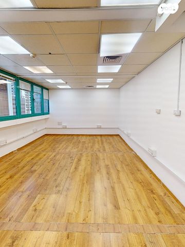 משרדים, יגאל אלון 120, נחלת יצחק, תל אביב יפו