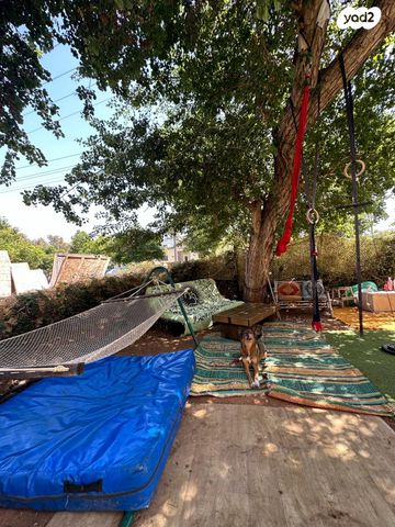 דירת גן, הרצליה