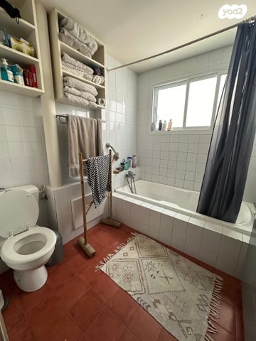 דירה, עין ורד, תל אביב יפו