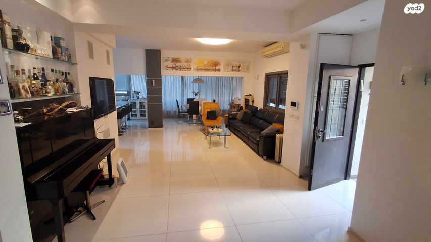 בית פרטי/ קוטג', הגלגל, רמת גן