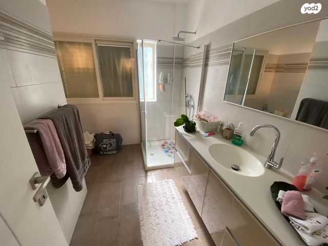 דירה, אריה ל. קובובי, רמת דניה, ירושלים